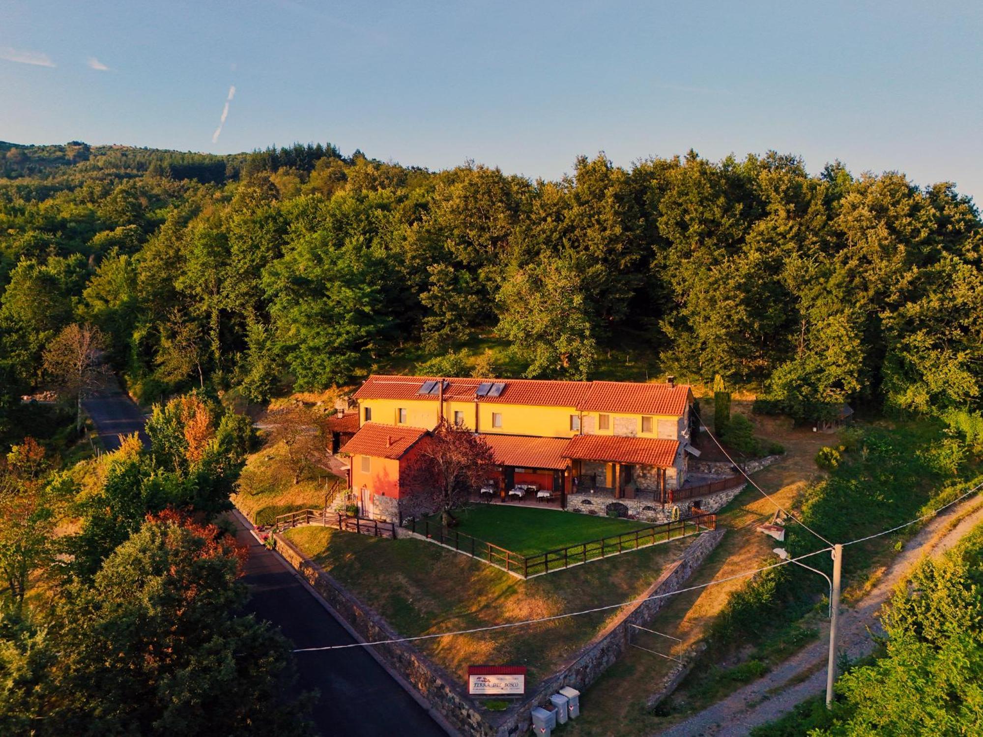 Terra Del Bosco Agriturismo Sesta Godano Exterior photo